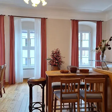 Apartman Stadtpalais Romantik-suite 3 Maximal 6 Personen *
