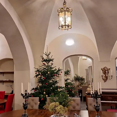 Stadtpalais Romantik-suite 3 Maximal 6 Personen Apartman *