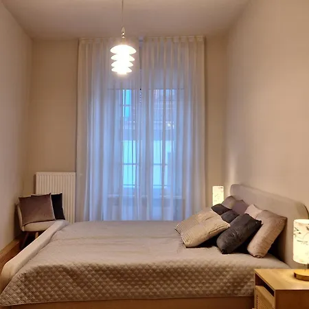 Stadtpalais Romantik-suite 3 Maximal 6 Personen *