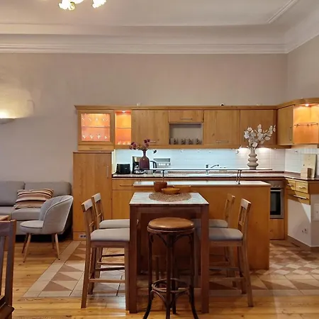 Appartement Stadtpalais Romantik-suite 3 Maximal 6 Personen *