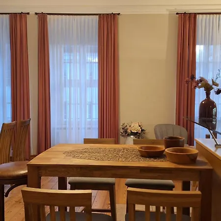 Stadtpalais Romantik-suite 3 Maximal 6 Personen Apartamento