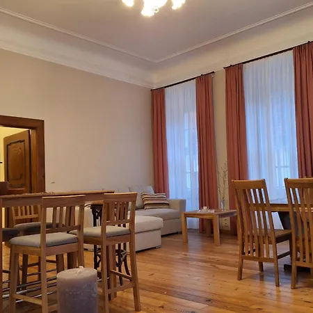 Stadtpalais Romantik-suite 3 Maximal 6 Personen *