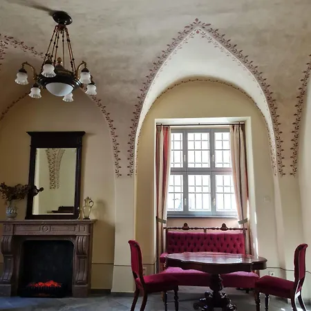 Apartamento Stadtpalais Romantik-suite 3 Maximal 6 Personen