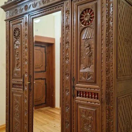 Apartamento Stadtpalais Romantik-suite 3 Maximal 6 Personen