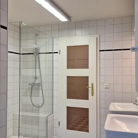 Stadtpalais Romantik-suite 3 Maximal 6 Personen Apartman *
