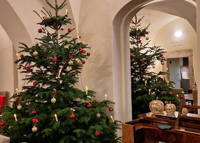 Stadtpalais Romantik-suite 3 Maximal 6 Personen * 包岑