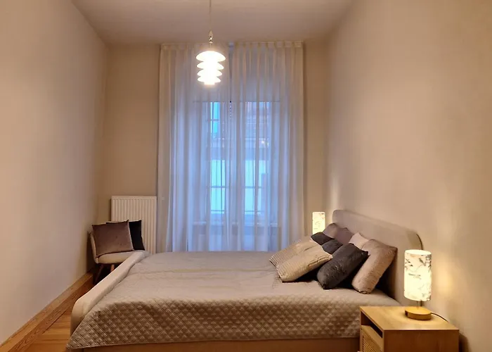 Stadtpalais Romantik-suite 3 Maximal 6 Personen *